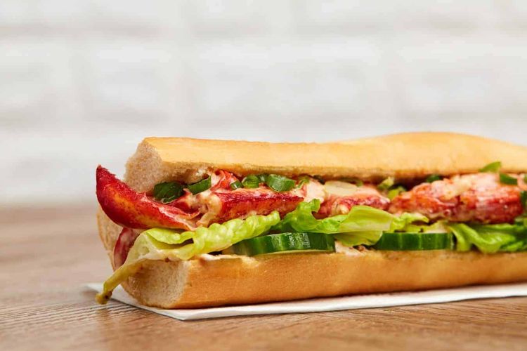 Pret Lobster Roll