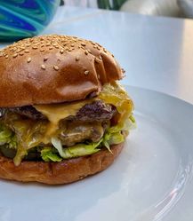 Mac & Wild Venimoo DIY Meal Kits burger recipe