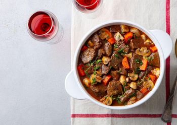 How To Make: Red Wine Beef Stew with Carrots and Potatoes