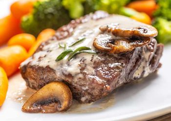 How To Make: Garlic Lemon steak and Mushroom Sauce