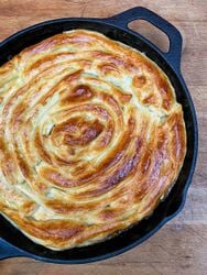 Ox cheeks beef cheeks Ox cheek pie recipe | Photo: Jonathan Hatchman