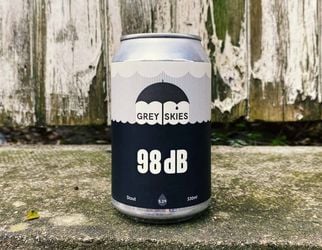 Grey Skies 98 dB Stout