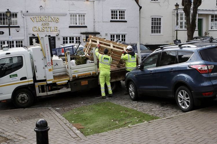 The old park being removed. Credit;SWNS