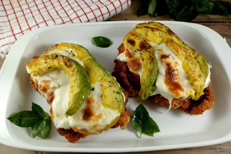 Baked Chicken Schnitzel with Avo