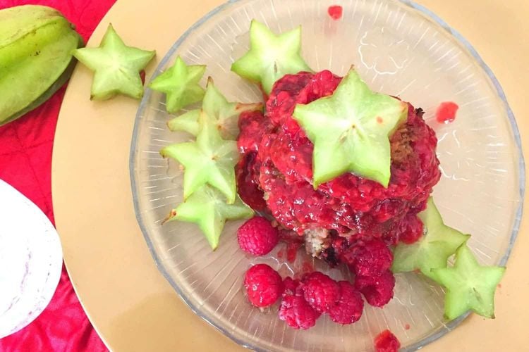 Fruity And Healthy Flapjacks with Raspberries and Star Fruit