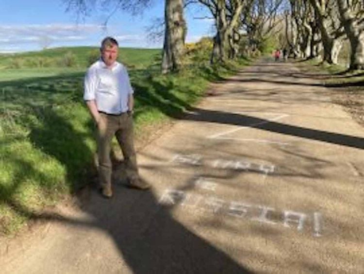 UK tourist hot-spot russian graffiti