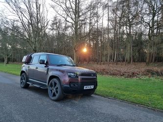 Land Rover Defender 110