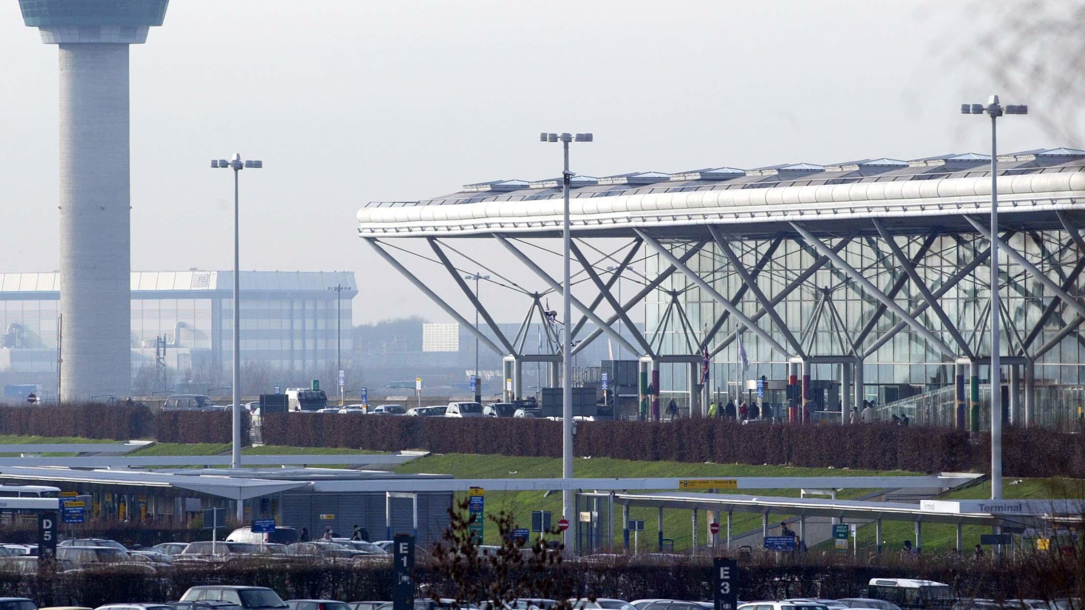 Labour announces £1.1billion London Stansted expansion