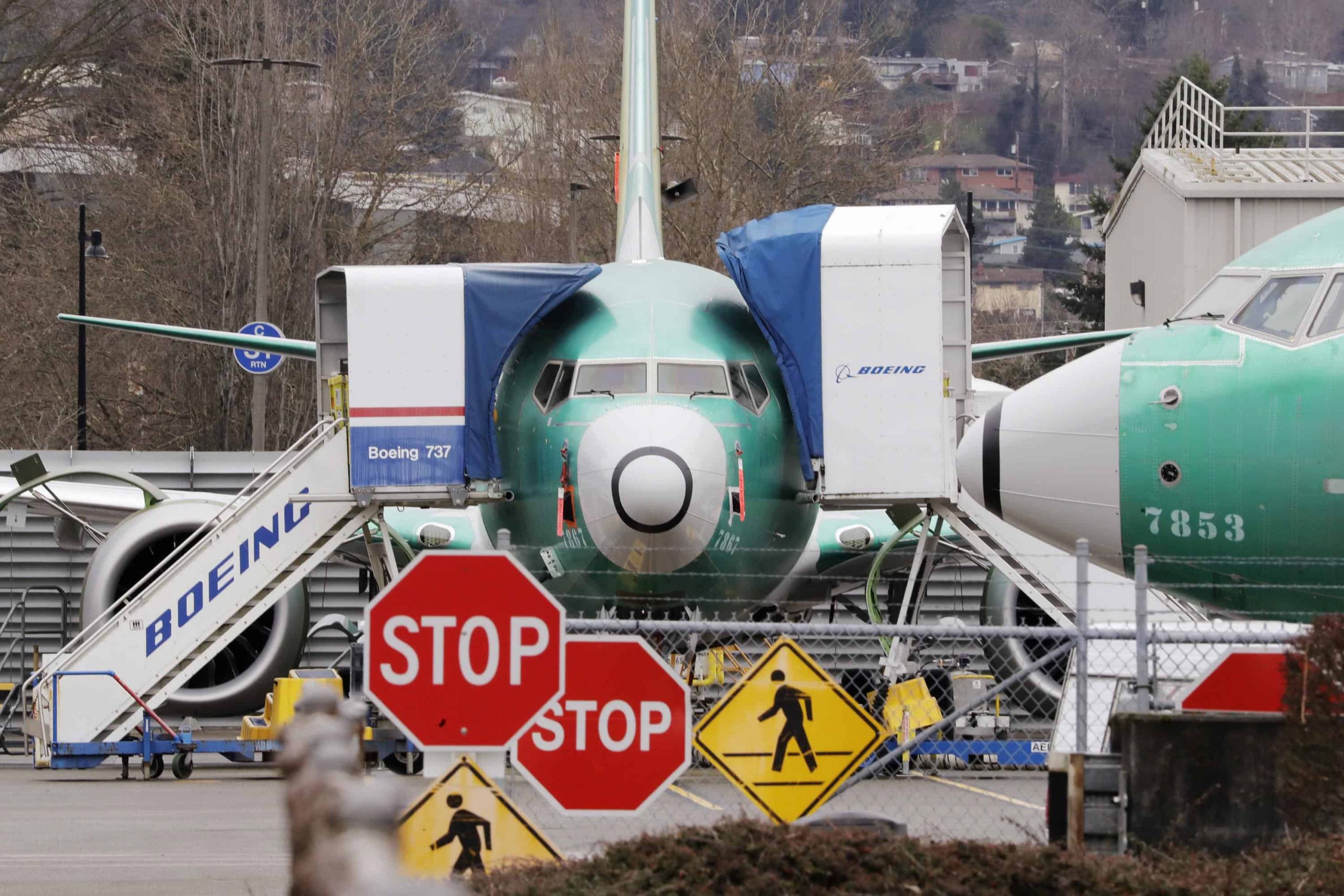 Internal Boeing papers show staff knew about 737 Max flight simulator problems