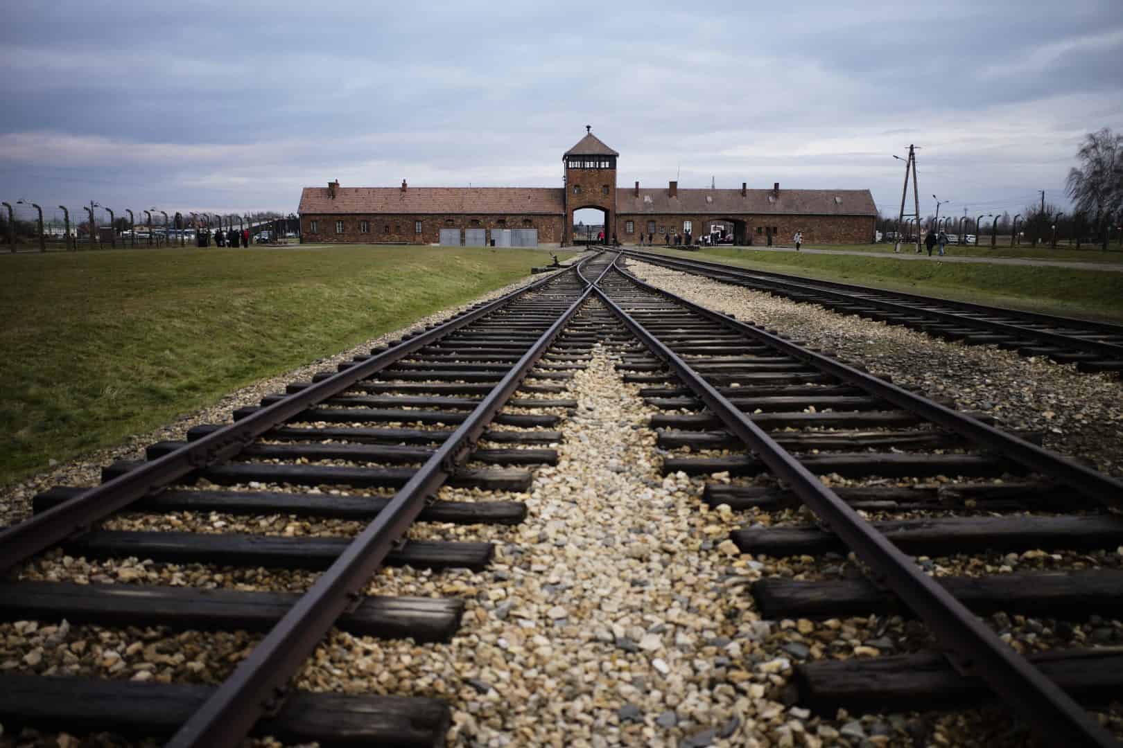 Muslim religious leaders join Jewish group on Auschwitz visit to commemorate Holocaust