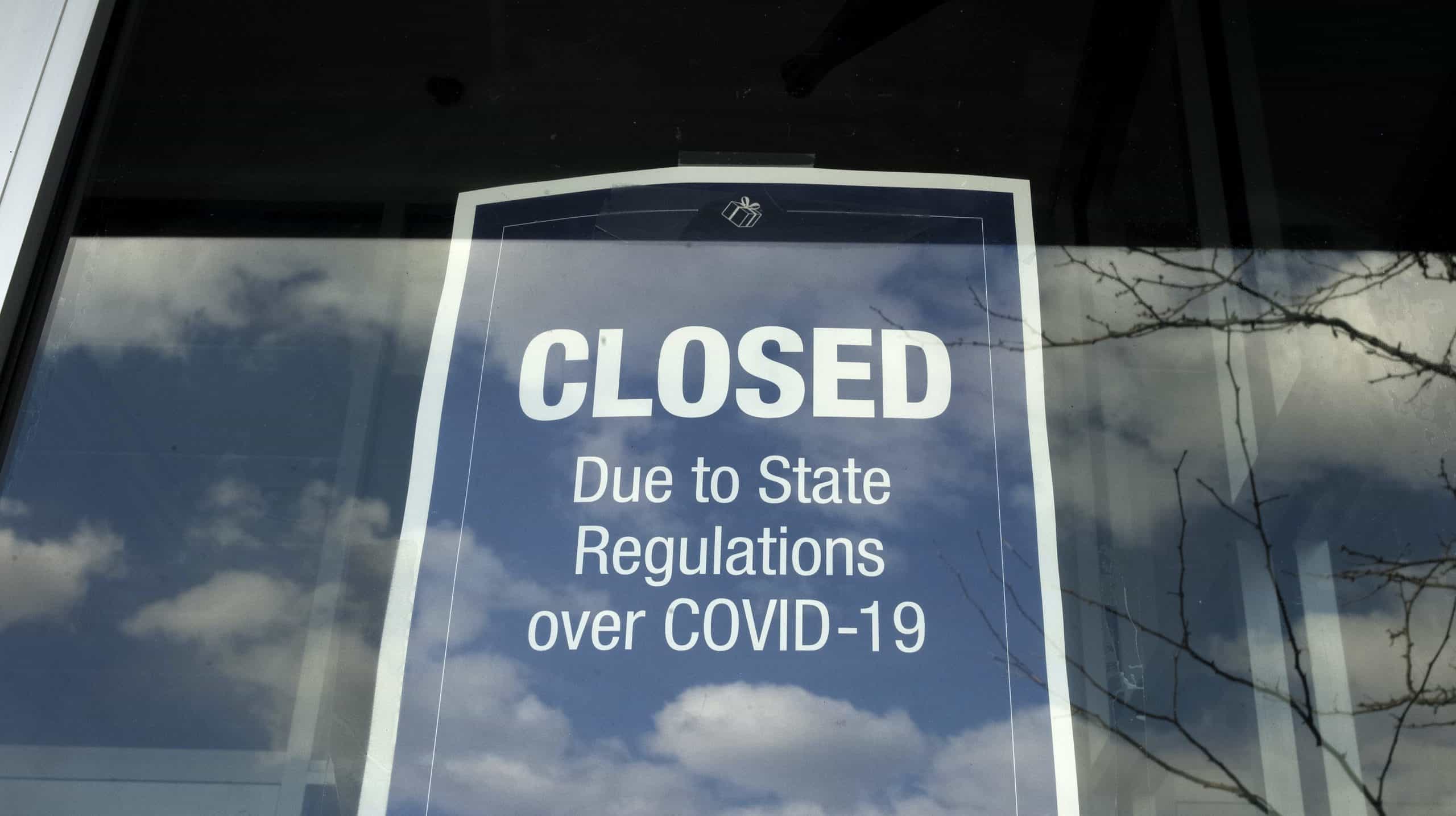 US unemployment claims reach 26m as coronavirus causes huge job losses