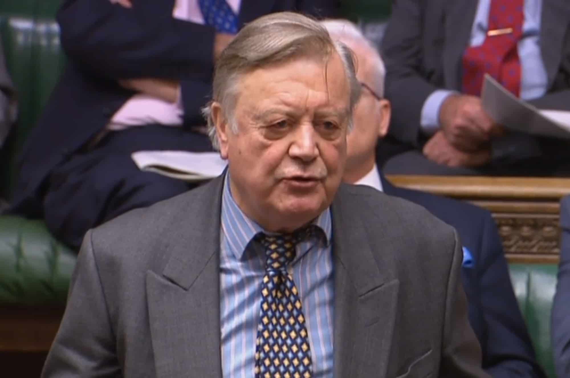 Ken Clarke becomes latest Conservative to back Keir Starmer for PM