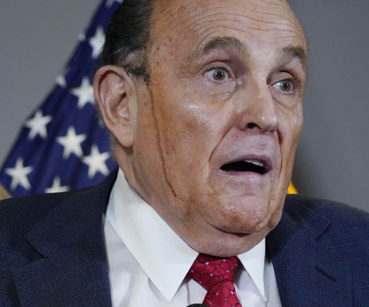 Twitter Reacts As Rudy Giuliani's Face Melts During Erratic Voter Fraud ...