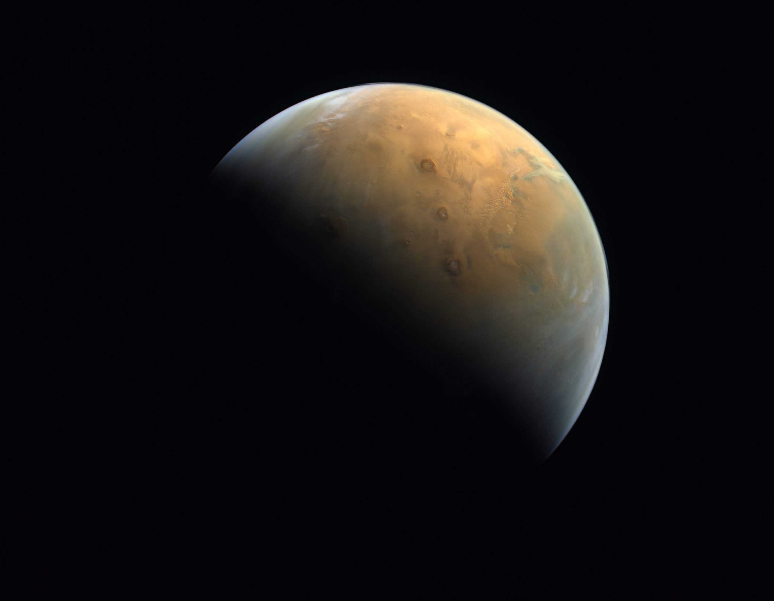 UAE publishes stunning first picture of Mars probe