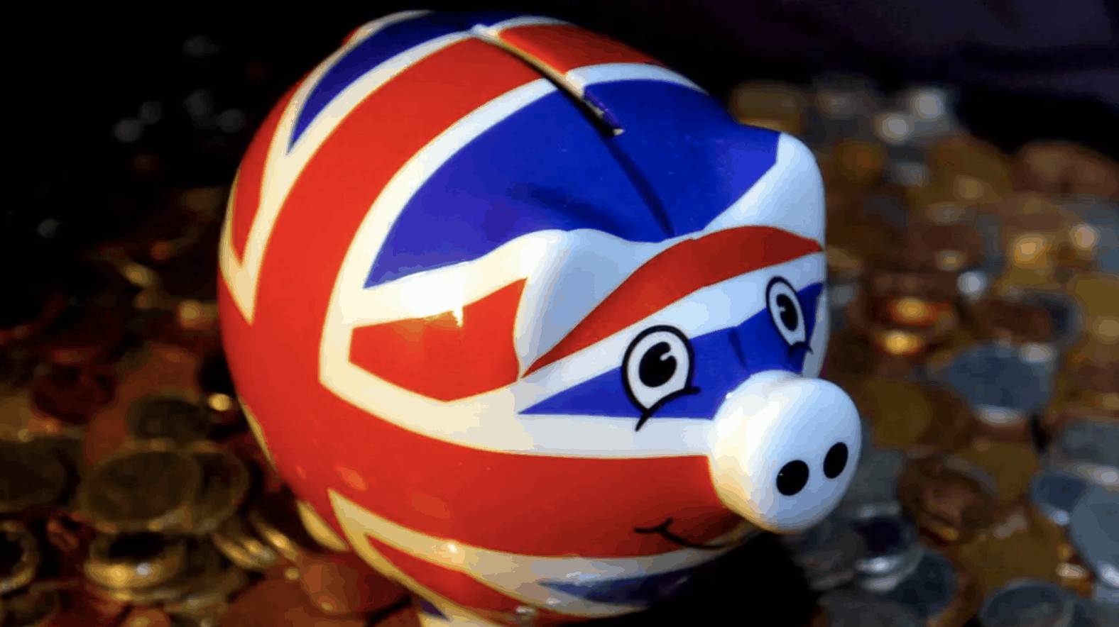 Brexit: Traders lose jobs as banks relocate to EU and Express blames it on ‘eurocrats’