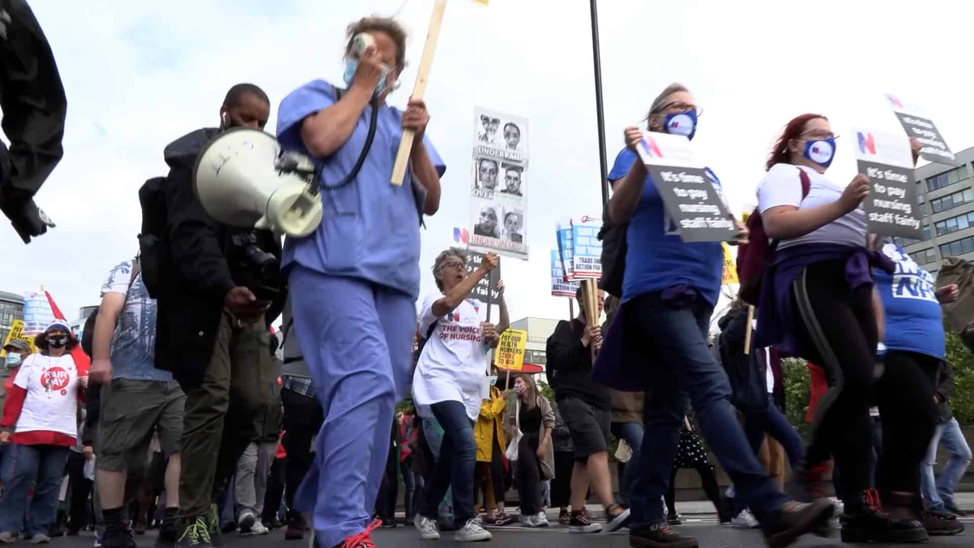 NHS: Pay rise offer a ‘big kick in the teeth’, as protesting nurses slam govt