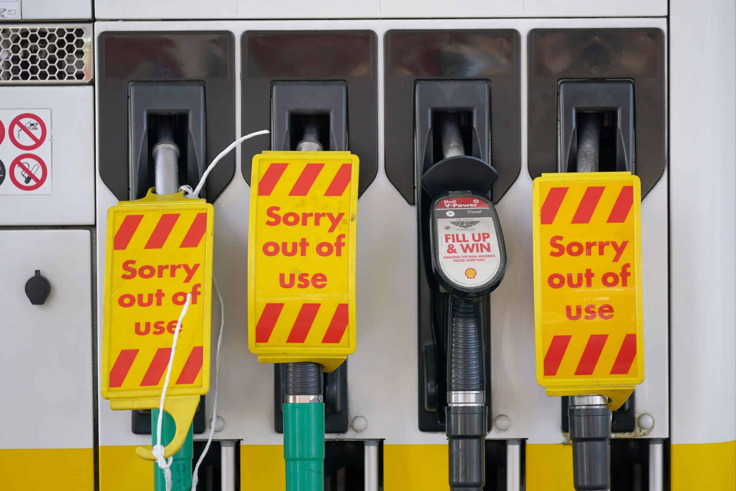 Watch: Fuelled with rage as fight breaks out on petrol station forecourt