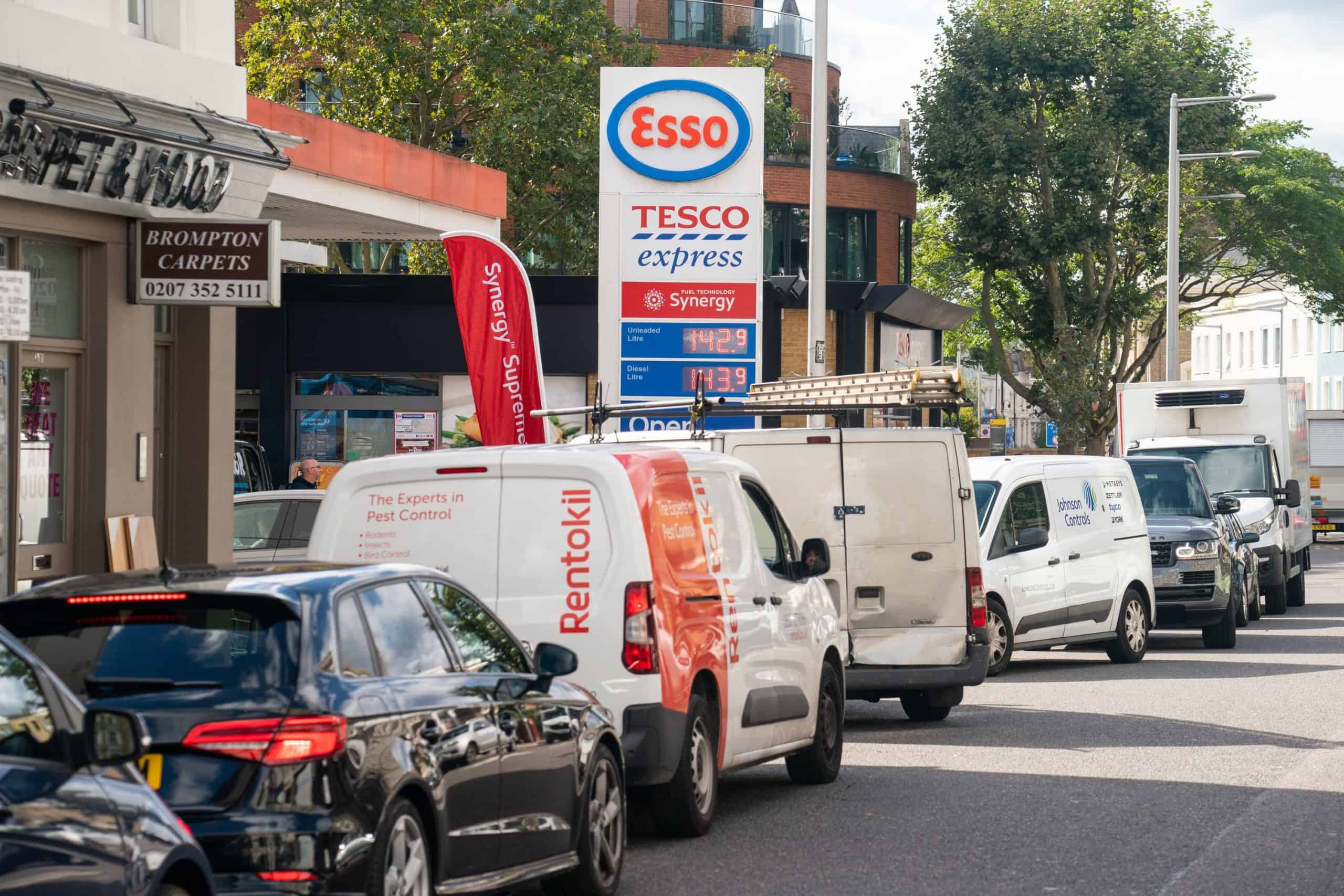 Battle of Aginforecourt? Led By Donkeys billboard reignites Anglo-French rivalries