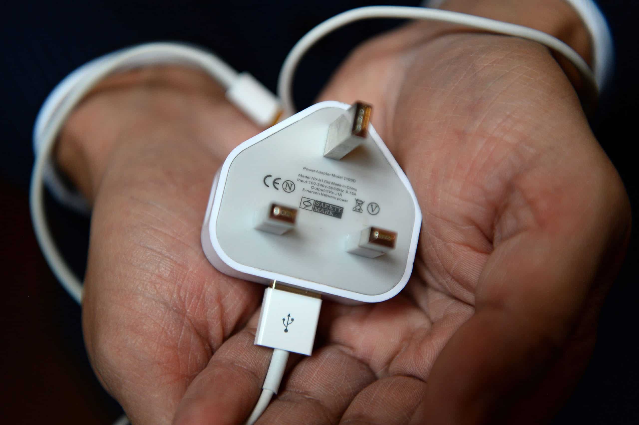 UK will have own Patriotic Plug – reactions as EU common charger smartphones to cut e-waste