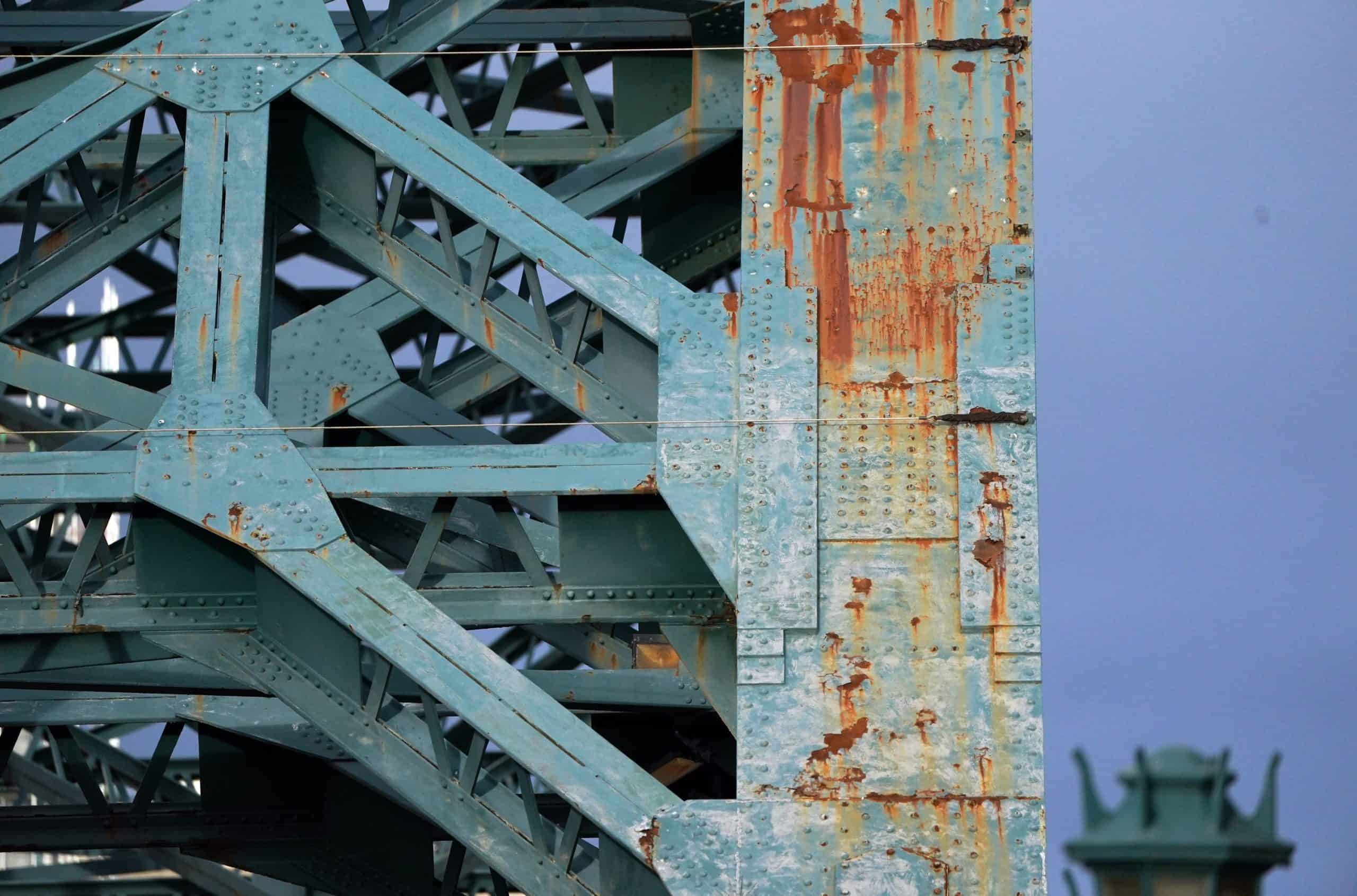 In Pics: Rusting Tyne Bridge symbol of Tory ‘austerity’