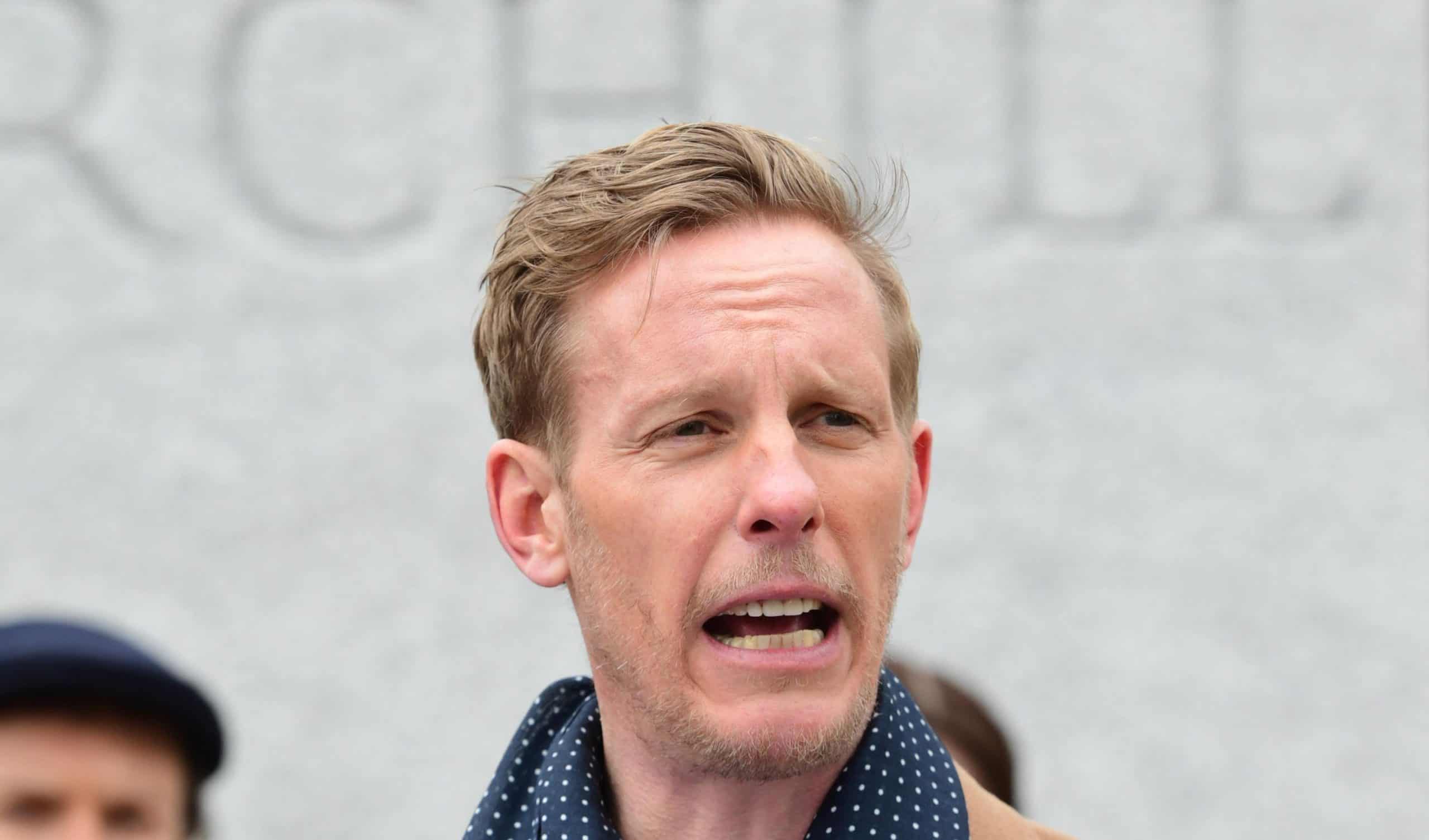 Laurence Fox apologises to Ava Evans for ‘demeaning’ her