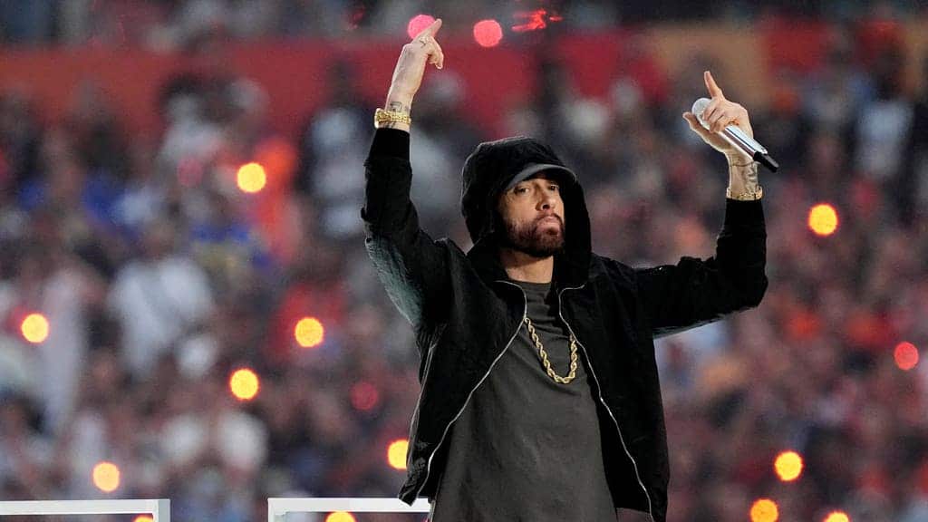 Right wingers in meltdown after Eminem takes the knee during his halftime Super Bowl show