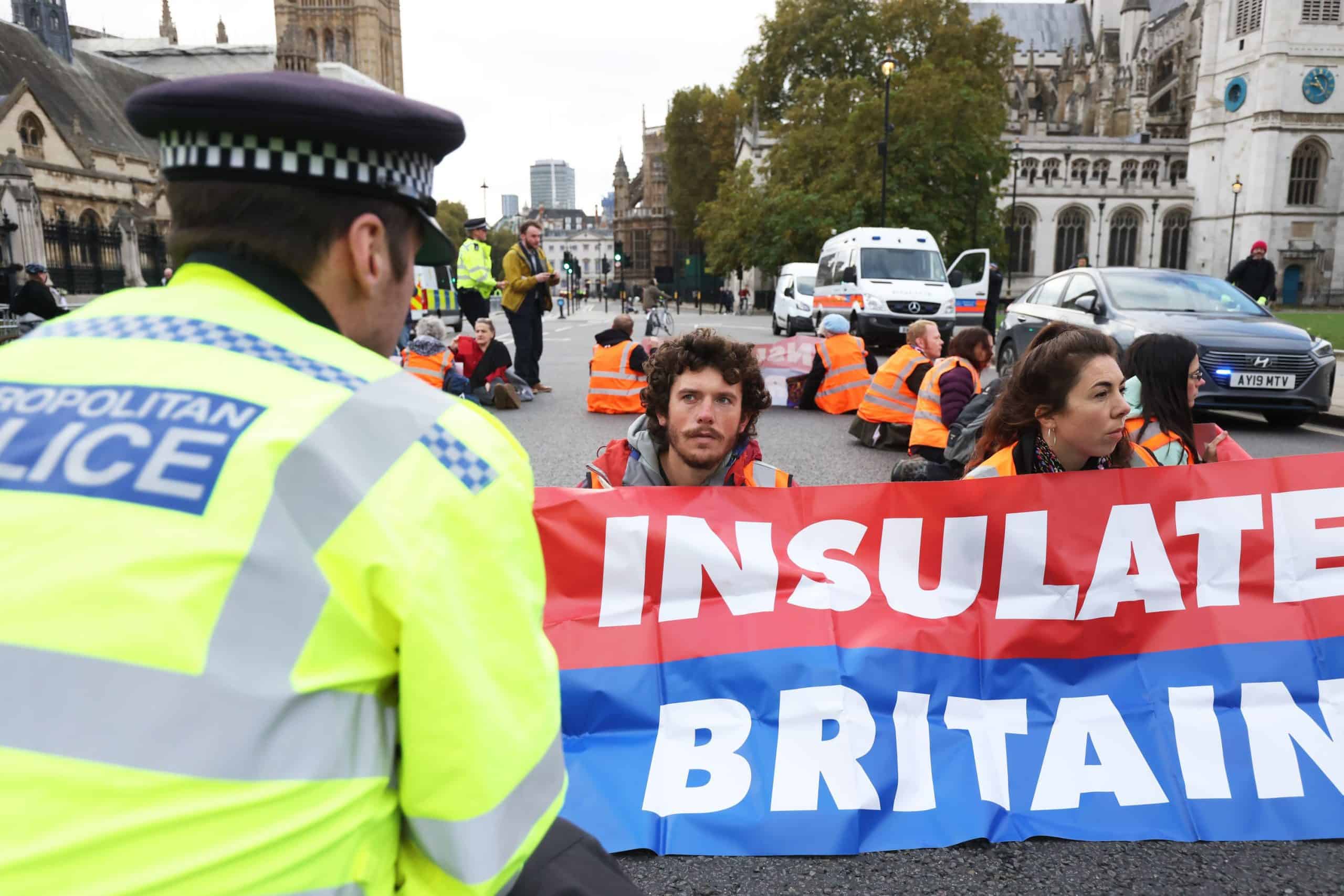 Insulate Britain success: Brits say insulation is best way to curb Russian gas use