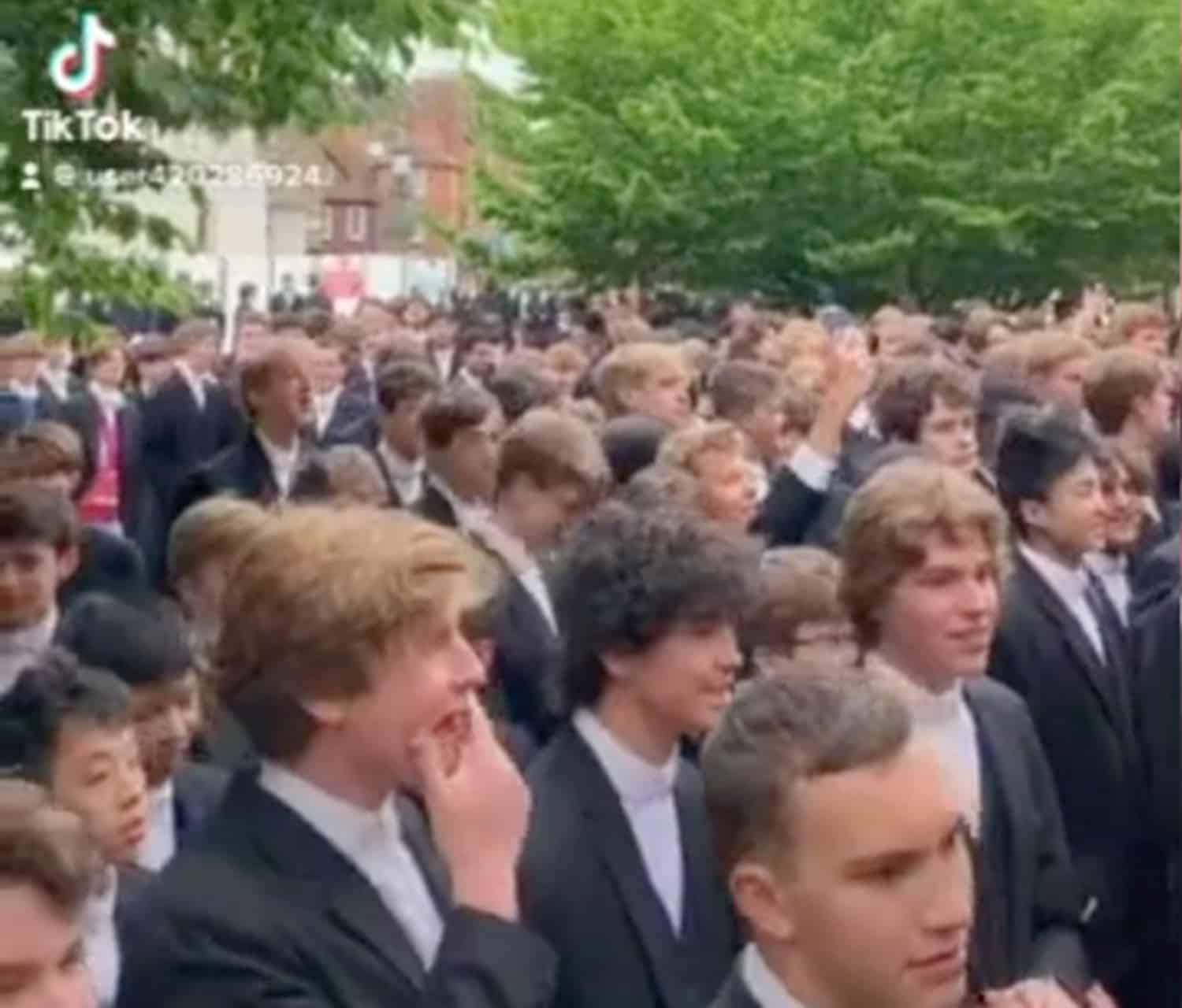 Eton schoolboys launch ‘Leggit’ protest over fears for future of hunting society