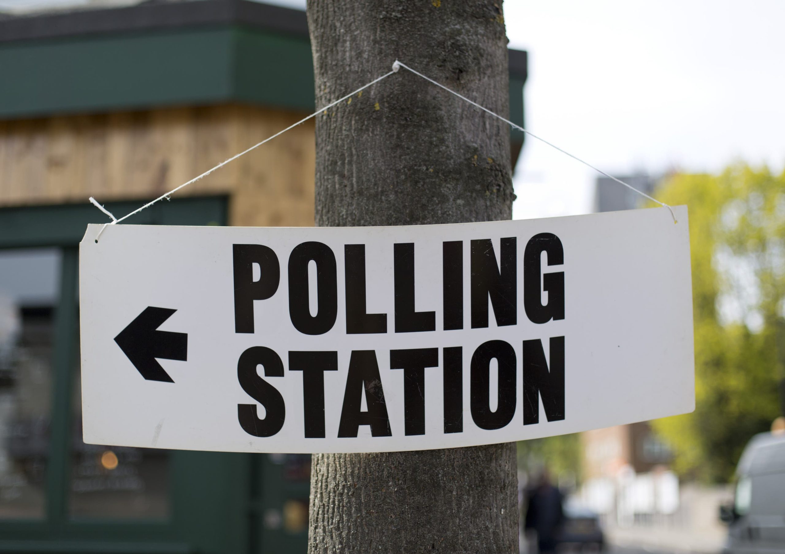 Reactions as manager of Honiton Conservative Club is voting Lib Dem today