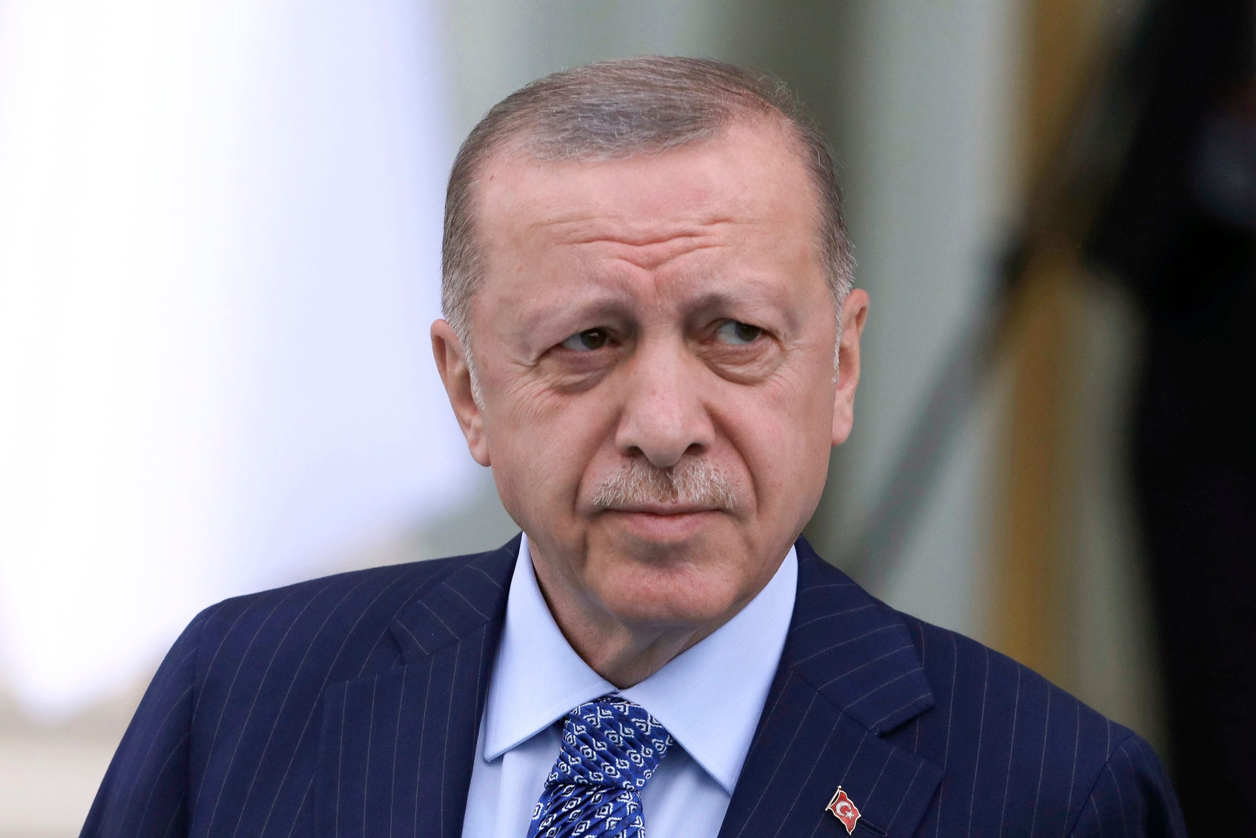 Watch: Turkish president scares PM but is it due to poem Johnson wrote about him?