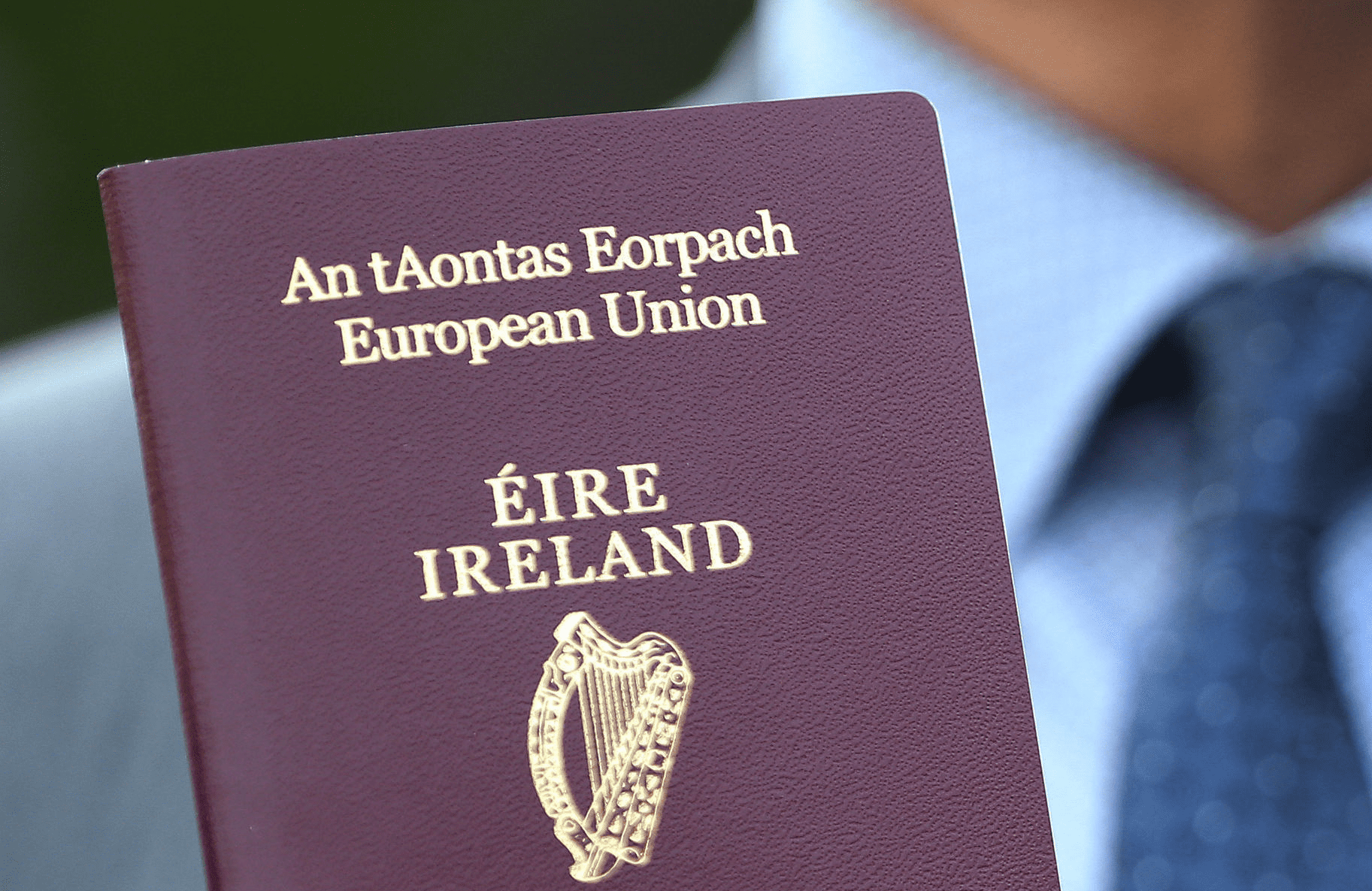 Penny drops for the Express as 600k ‘Brexit-fleeing’ Brits apply for Irish passports