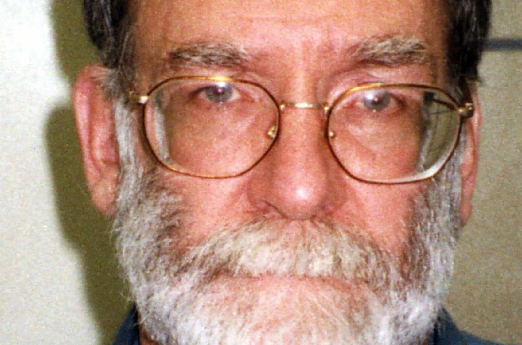 Life insurance ads featuring Harold Shipman joke banned