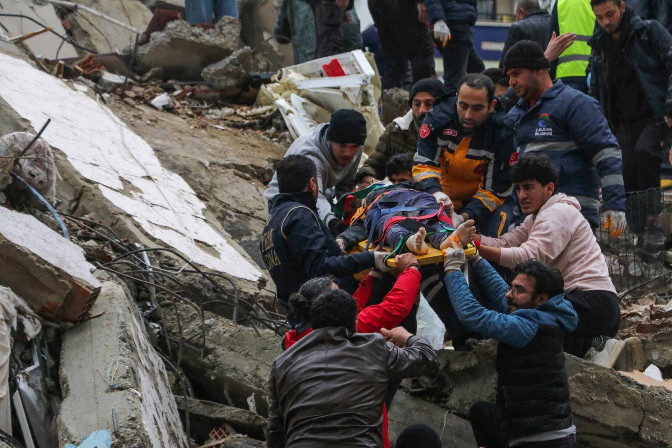 Death toll rises to 2,300 after powerful earthquake hits Turkey and Syria