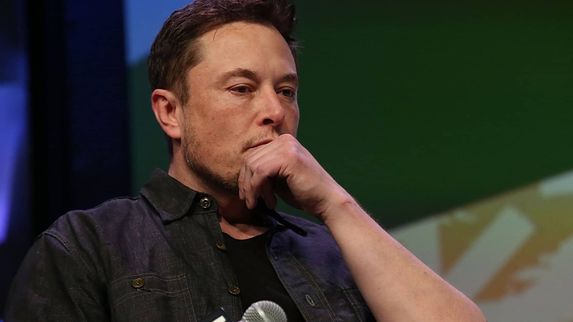 Crowd boo Elon Musk at video games contest and chant ‘bring back Twitter!’