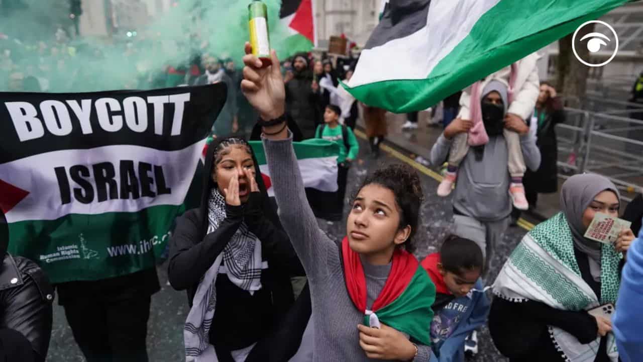 Hundreds of thousands take part in pro-Palestinian protests in UK cities