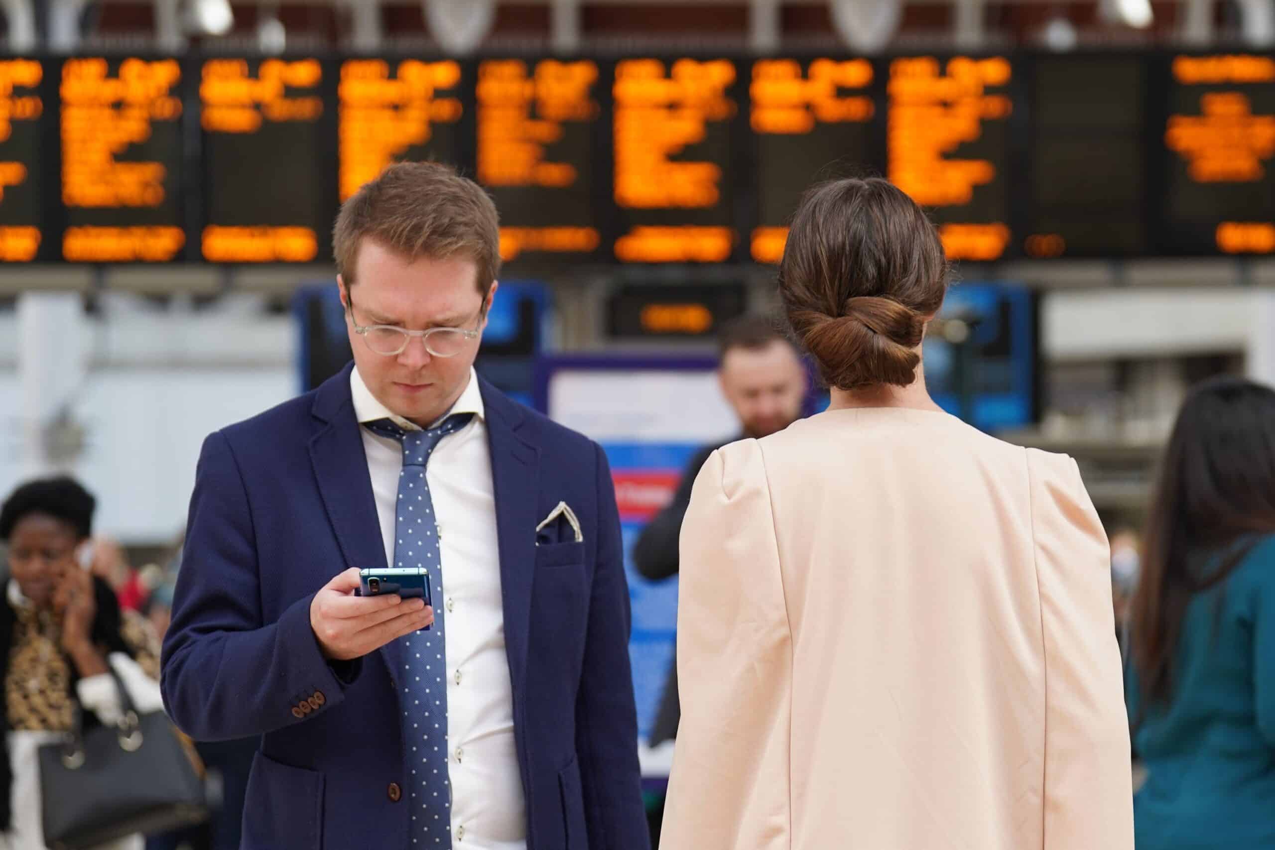 Train driver ‘refuses to depart’ Manchester due to overcrowding in same week Sunak cancels HS2