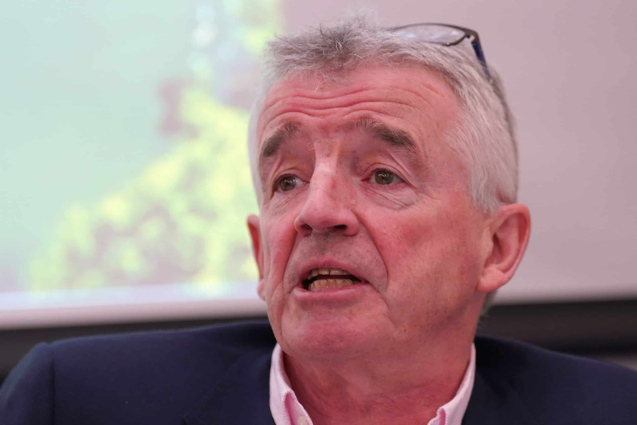 Ryanair chief says he would ‘happily’ offer deportation flights to Rwanda