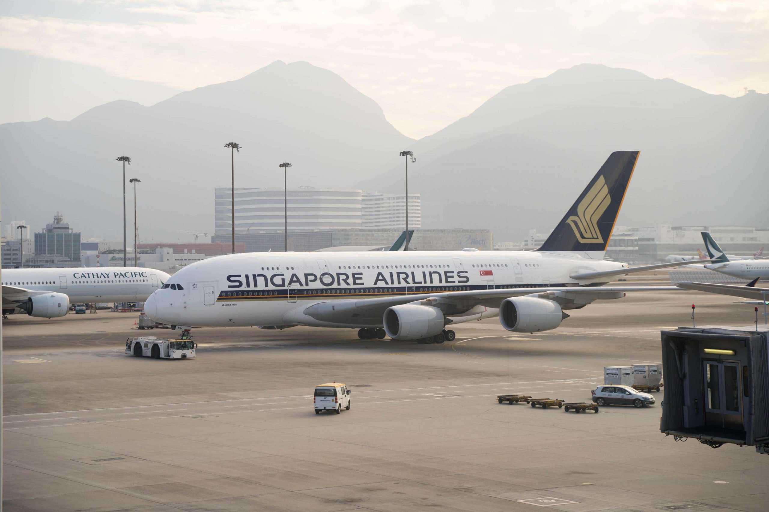 One dead after plane from Heathrow to Singapore hit by severe turbulence