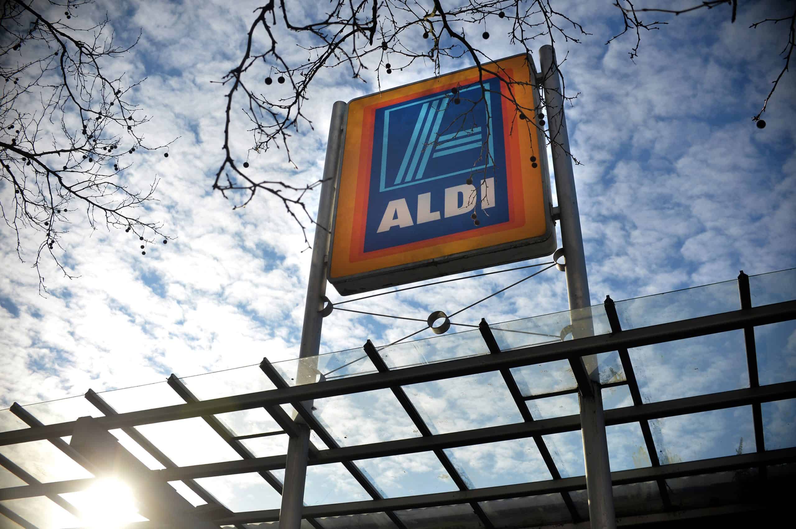 Aldi looking for engaged couples to give them free wine for their weddings