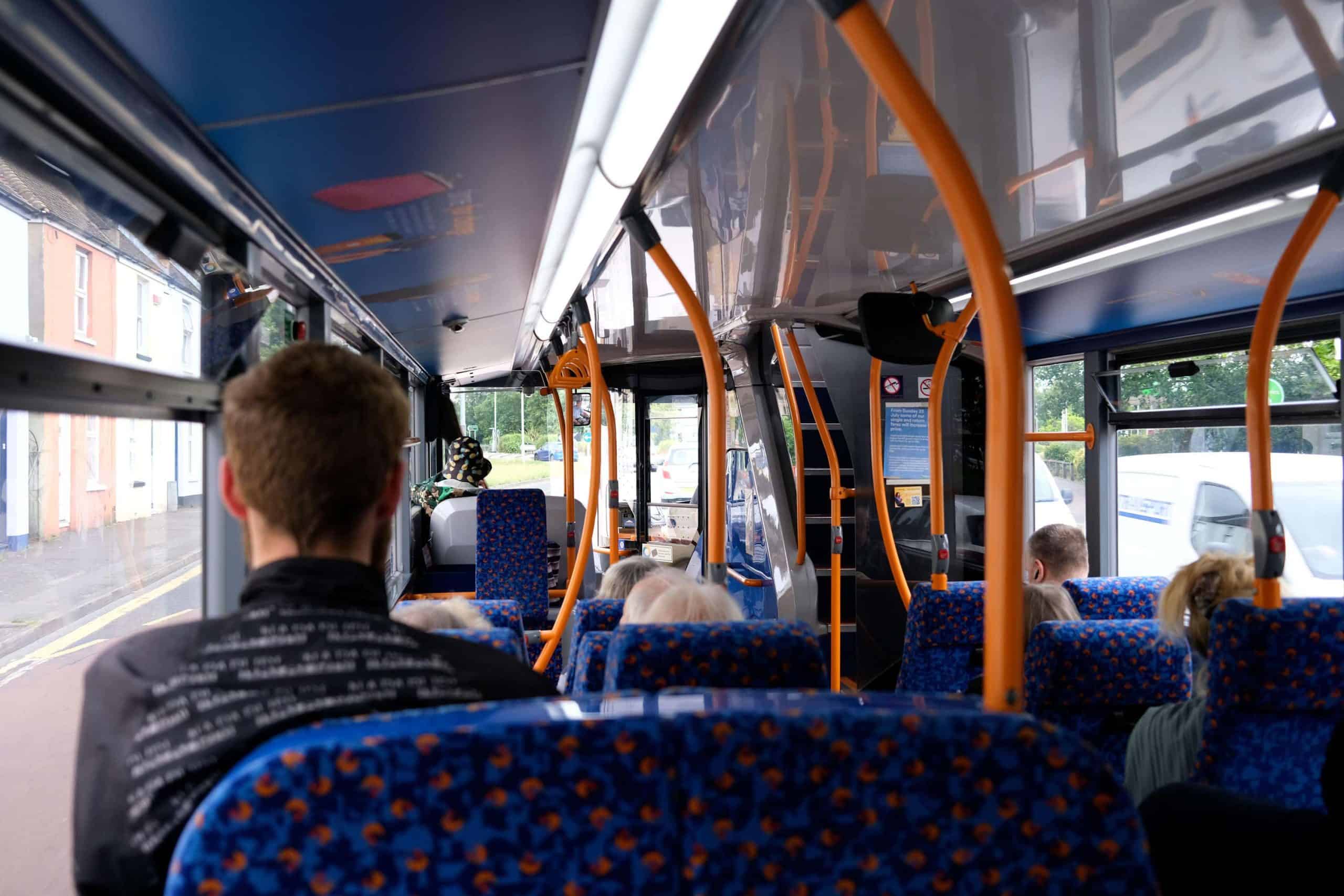 Bus passenger stabbed in Croydon after confronting man with his feet on seats