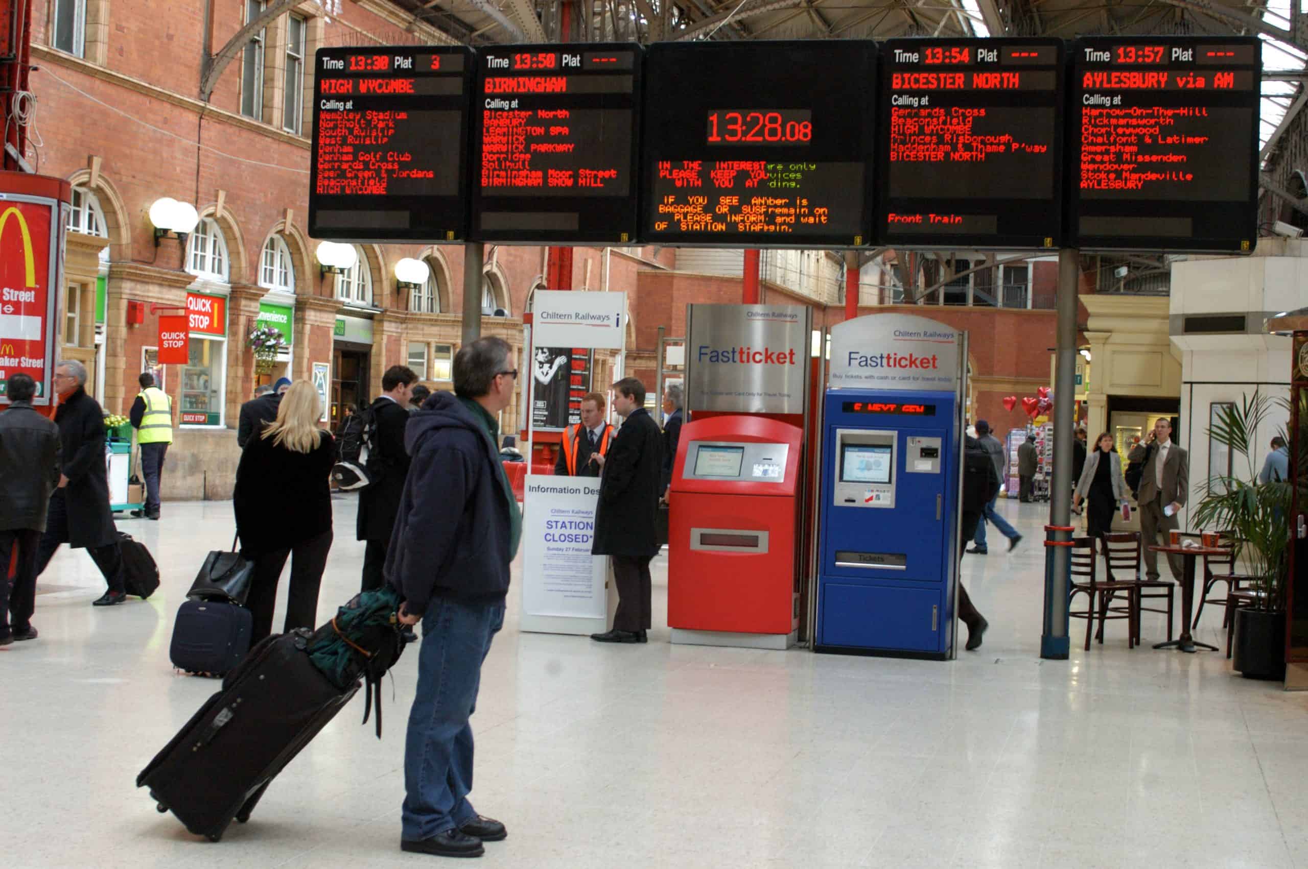 Rail company slammed over ‘profiteering’ 25p water fountain charge