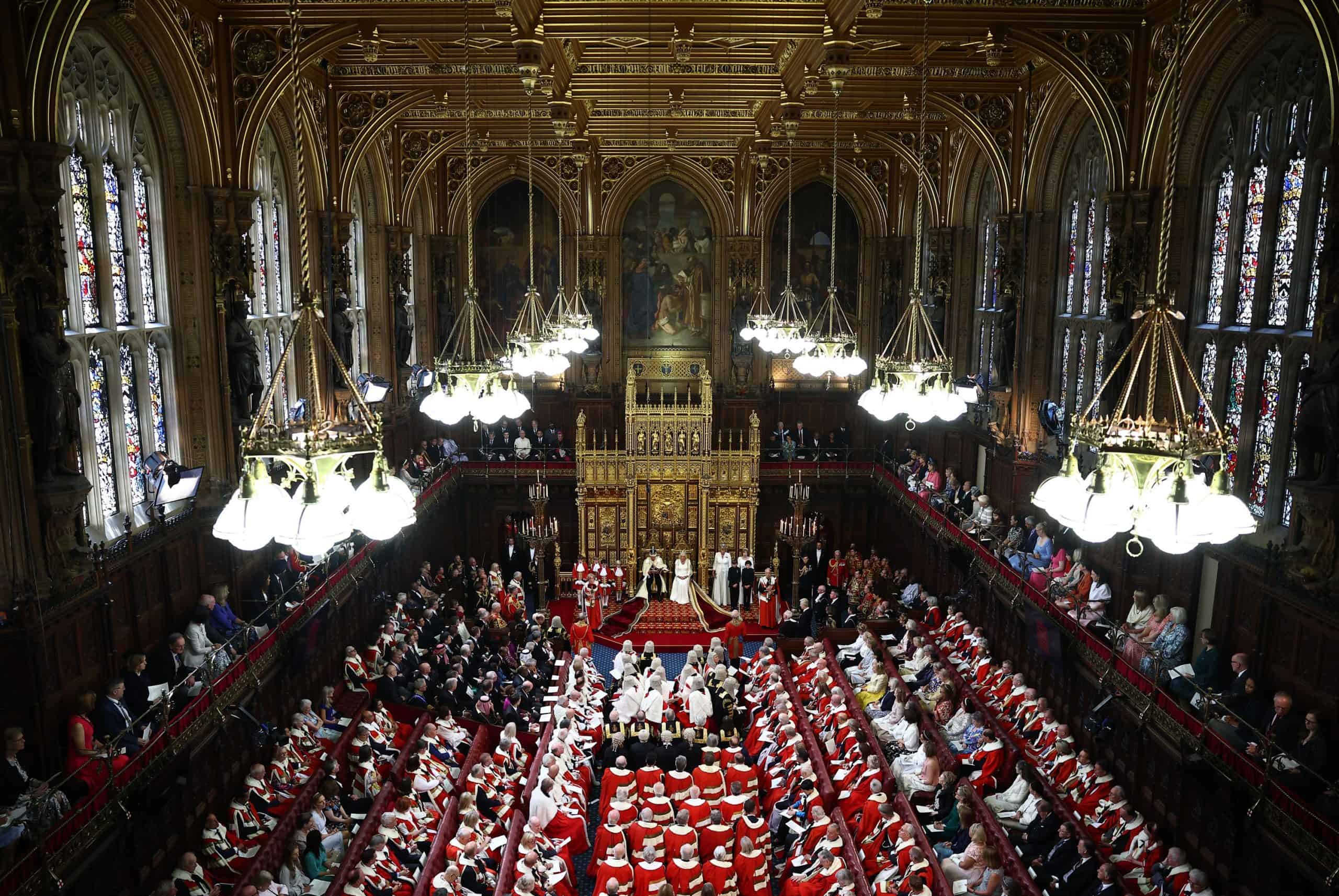 Government moves to remove hereditary peers from House of Lords